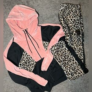 PUMA x CHARLOTTE OLYMPIA Tailored for Sport Women's set